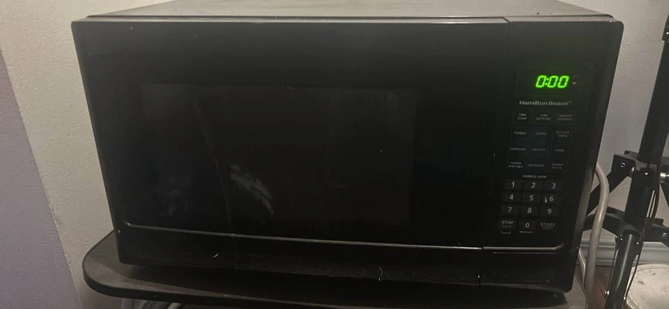 Microwave - photo 2