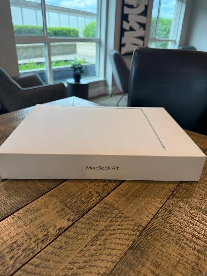 Apple MacBook Air 15” M5 Sky Blue - 16GB / 512GB - Brand New Sea - photo 2