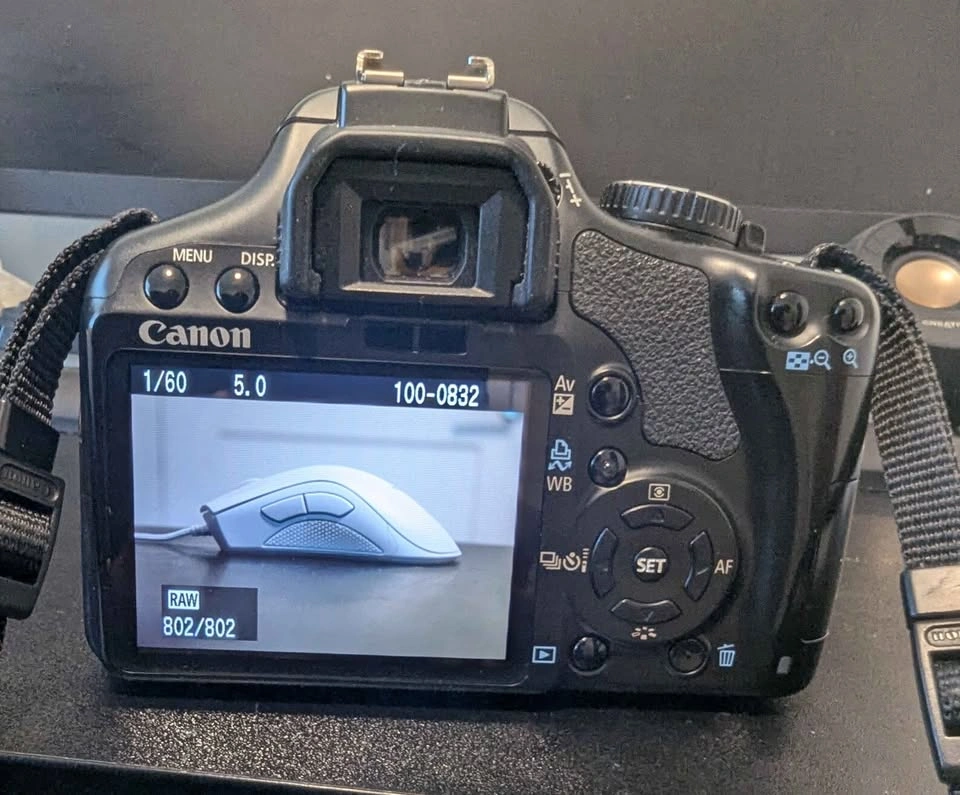 Canon EOS Rebel XSi / 450D DSLR Camera Body with 18-55mm Lens - photo 5