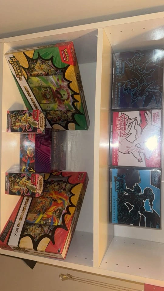 POKEMON SEALED Etbs Booster boxes and mini tins - photo 2