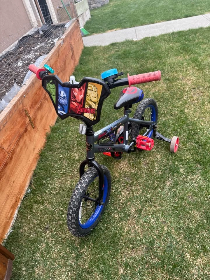 Avengers Kids Bike - 14" - photo 2