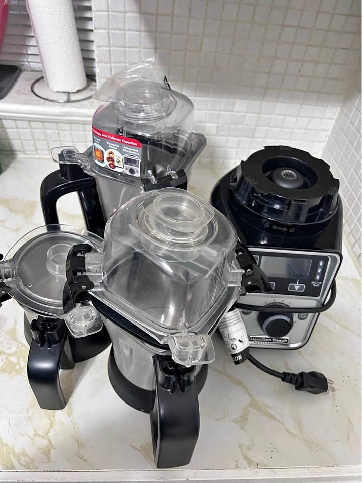 Hamilton Beach Professional 4-in-1 Juicer Mixer Grinder