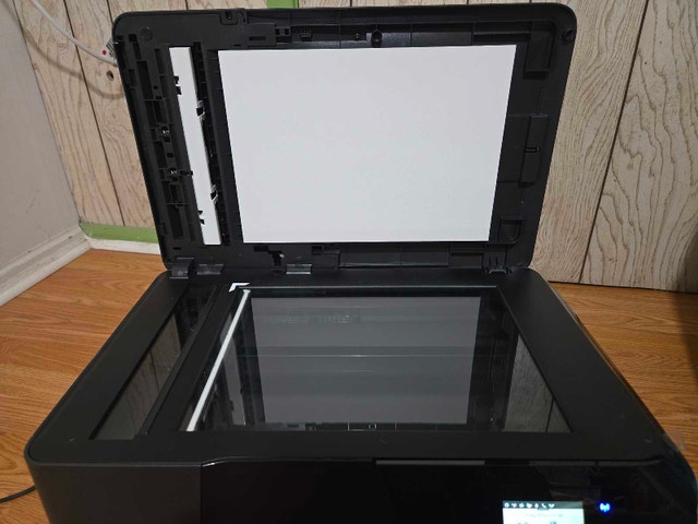 HP OfficeJet Pro 8710 All-in-One Printer - photo 3