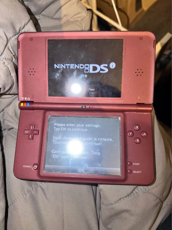 DSi XL old model