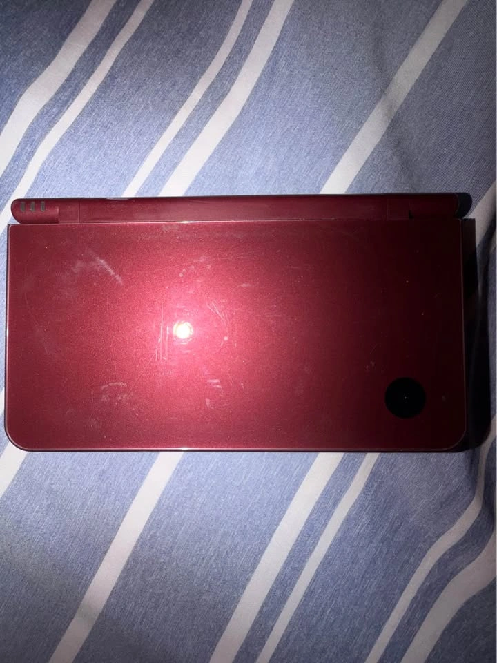 DSi XL old model - photo 2