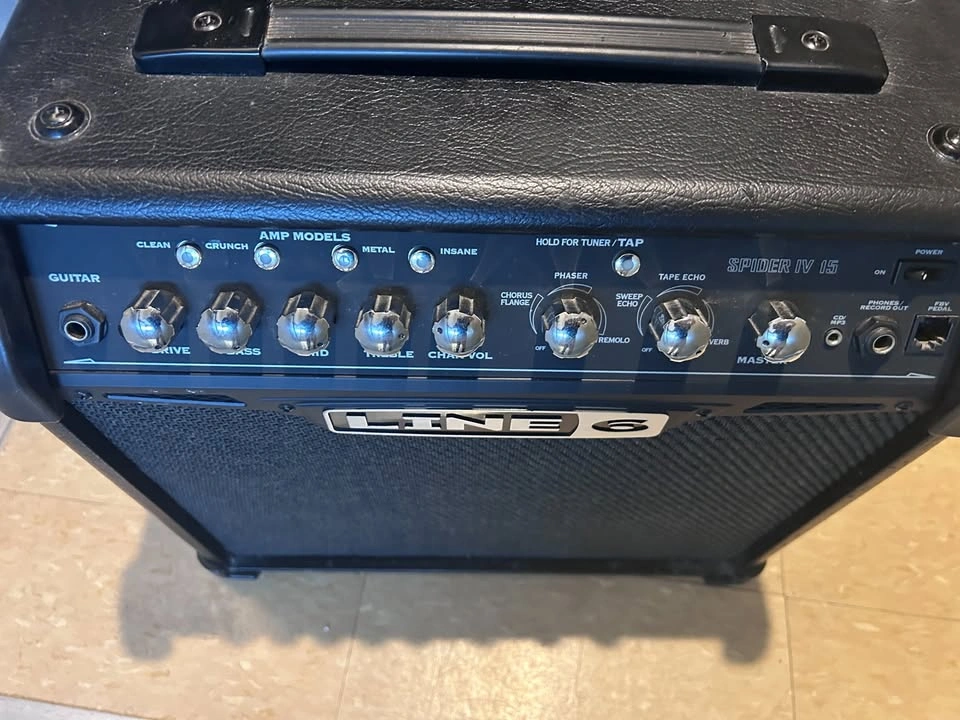 Line 6 Spider IV 15W Modeling Guitar Amp - photo 4