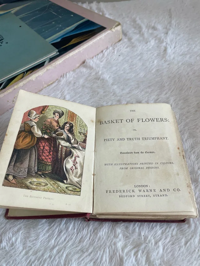 Antique Book Collection - Late 1879 - 1969 image indicator(5)