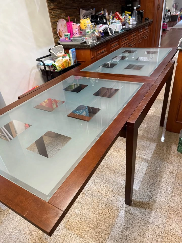 Extendable Dining Table - Seats 10 - photo 2