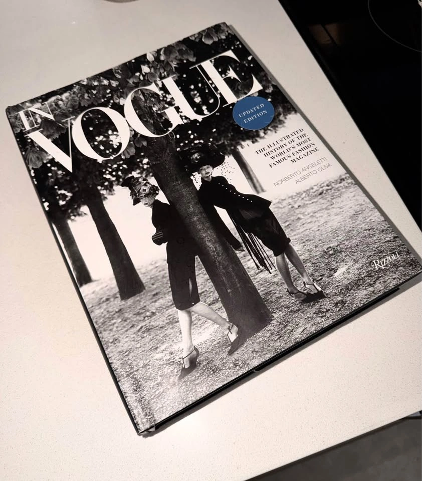 Two Designer Coffee Table Fashion Books - photo 4