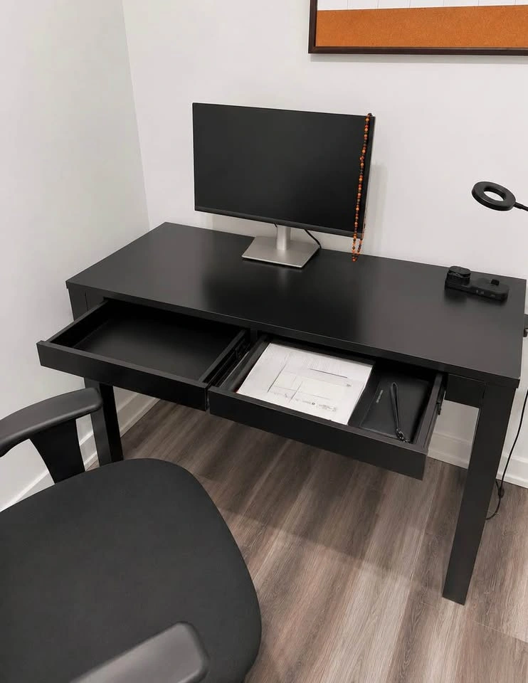 Full Office Set-Up: Black Desk & Ergonomic Chair - photo 2