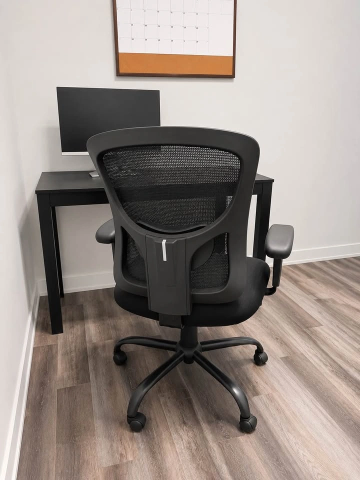 Full Office Set-Up: Black Desk & Ergonomic Chair - photo 4