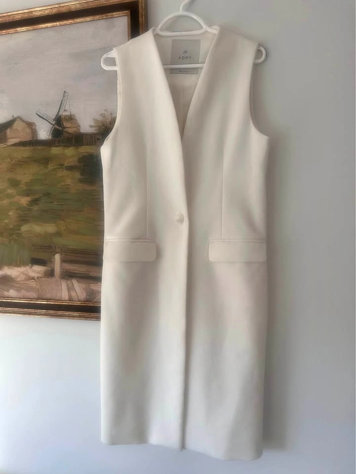 Cream sleeveless long dress vest (small)