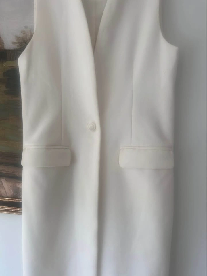 Cream sleeveless long dress vest (small) - photo 2