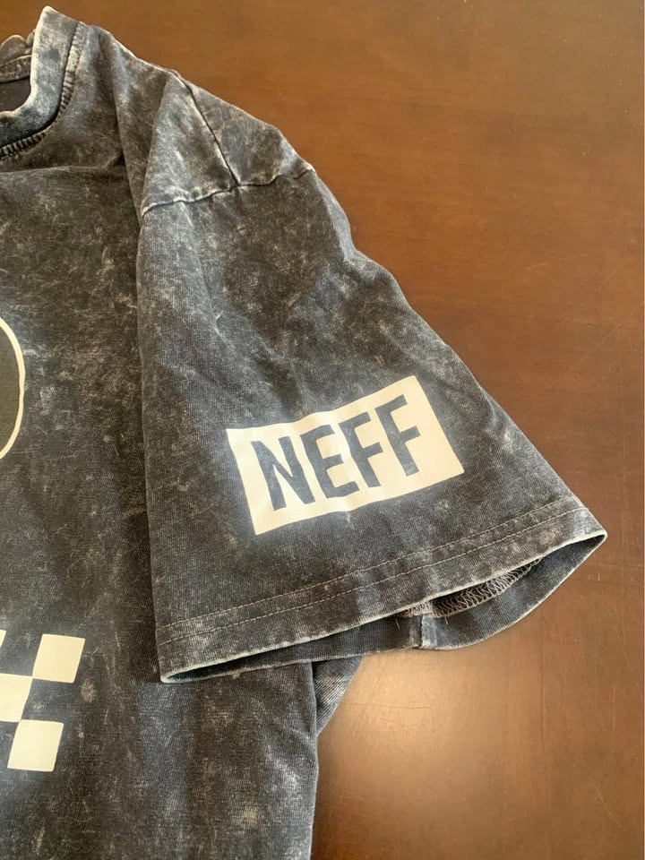 Disney x NEFF graphic tee – size Medium - photo 5