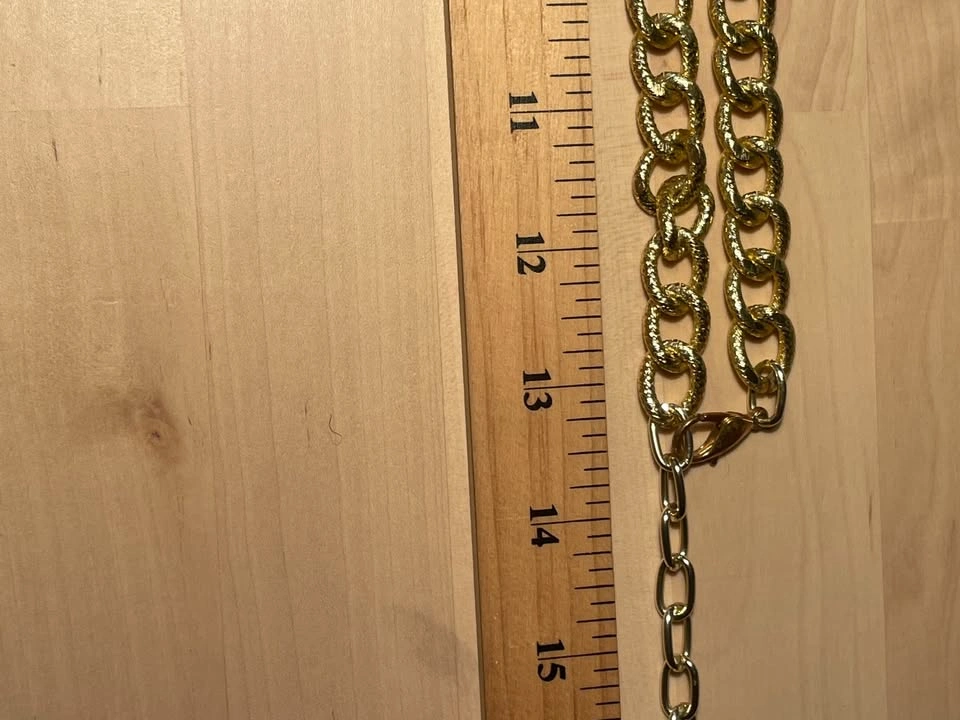 gold-toned costume chain belt - photo 4
