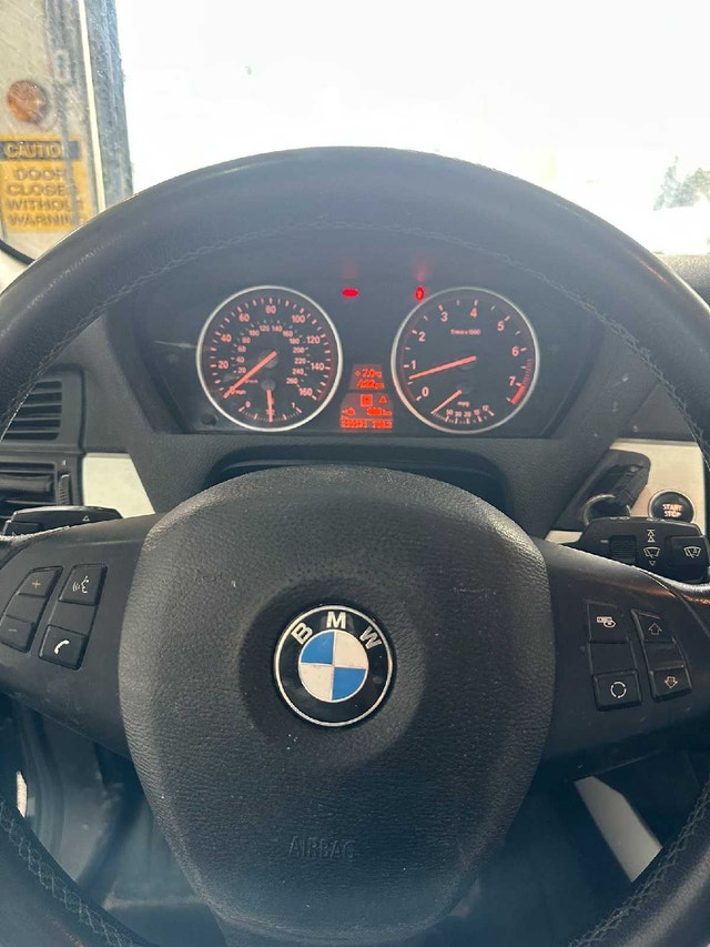 BMW x5 2013 good condition - photo 2