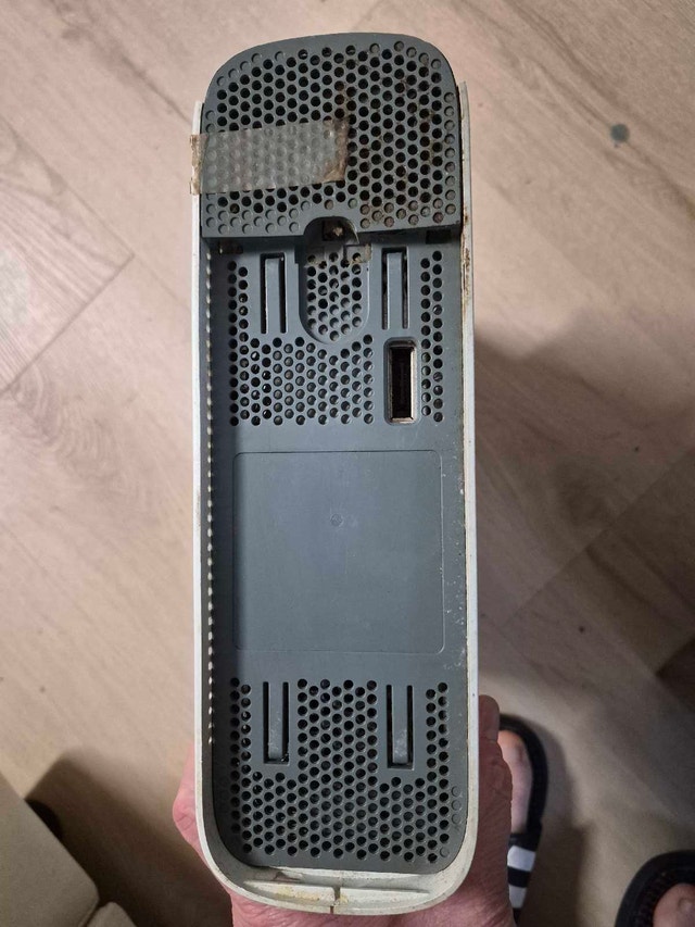XBOX 360 FOR PARTS - photo 5