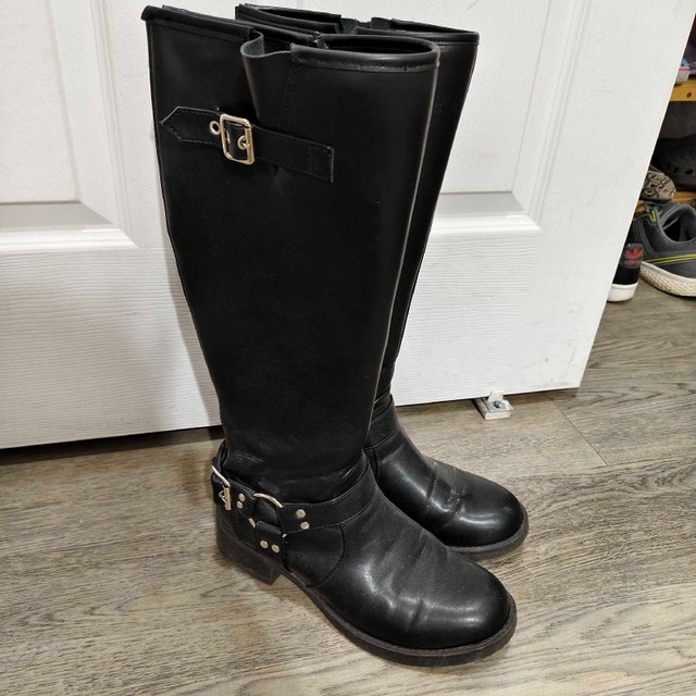 FREE Women's Shoes size 8 - Black Knee-High Boots with Buckles - photo 2