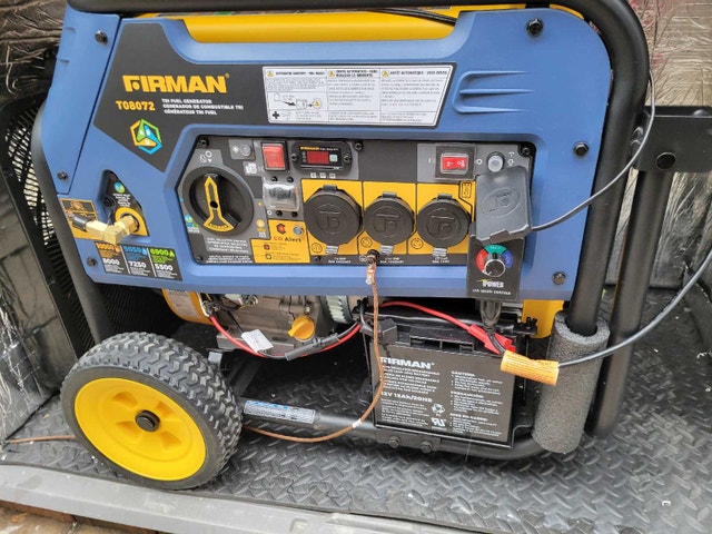Like new 10000 watts Firman Tri fuel portable generator