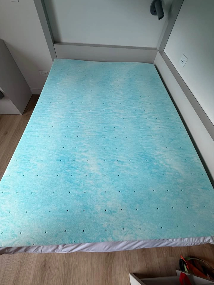 Full Size Mattress Topper (2in) - photo 3
