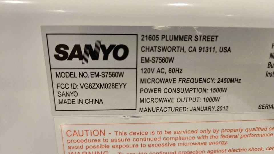 Sanyo Microwave Clean Good Condition - photo 4