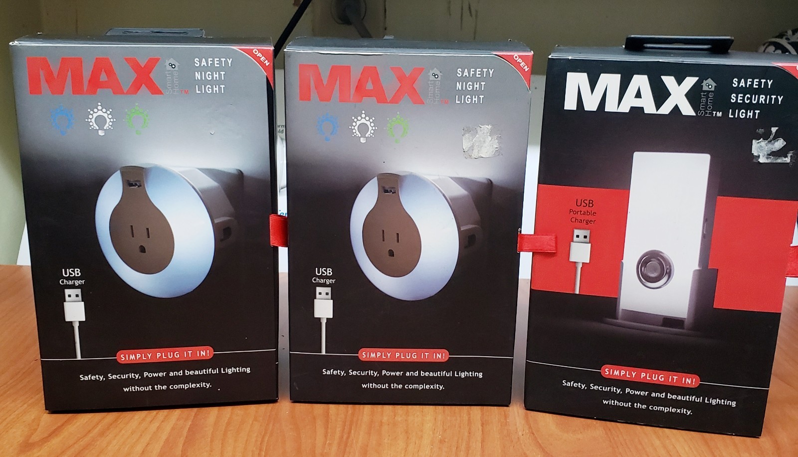 Max Smart Home Bundle: 1 x Safety Security Light & 2 x Safety Ni