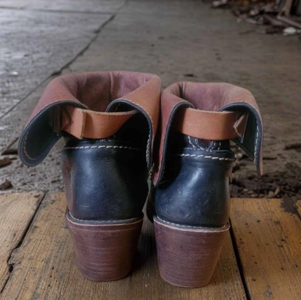 Frye Leather Ankle Boots - Classic Style & Quality Size 7 - photo 4