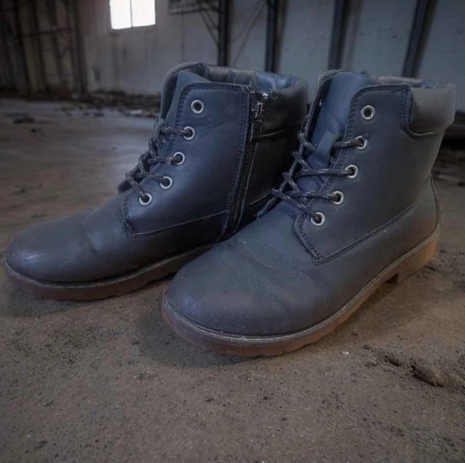Stylish & Practical Everyday Boots! - photo 2