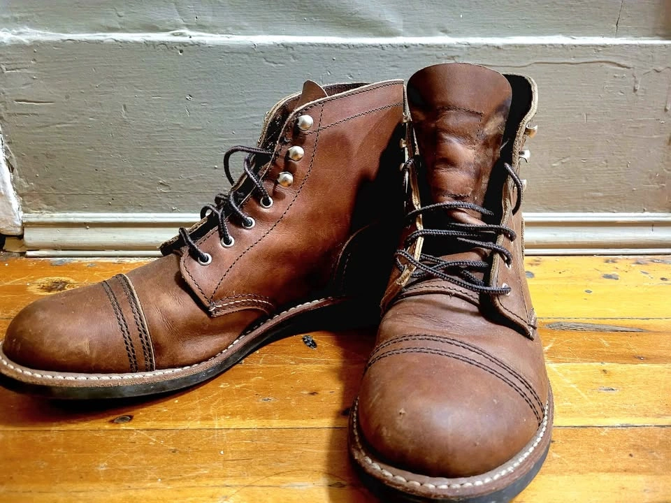 Red Wing Heritage Iron Ranger Boots - 8 1/2W - Amber Harness - photo 2