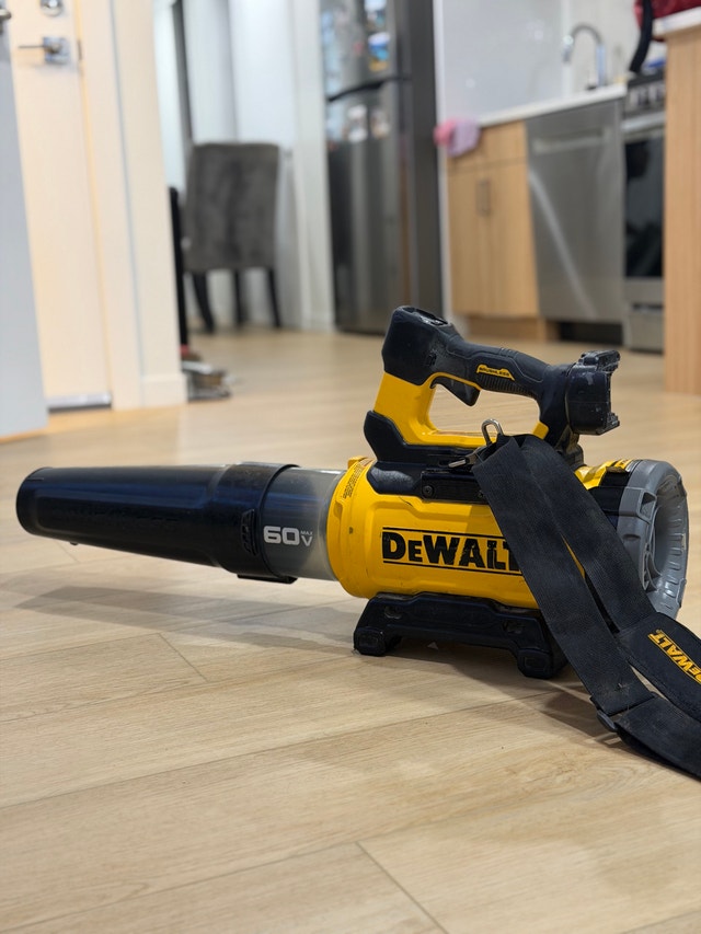 DEWALT FLEXVOLT 60V MAX Leaf Blower - 157 MPH / 760 CFM
