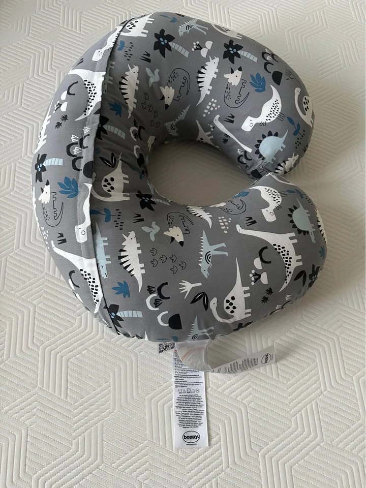 Boppy feeding/nursing pillow - photo 2
