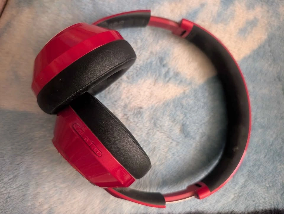 Blackweb Wireless Over-Ear Headphones Red - photo 2