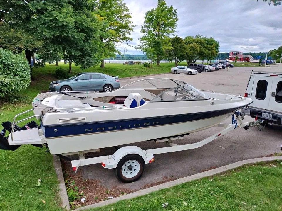 2003 Bayliner 195 Classic