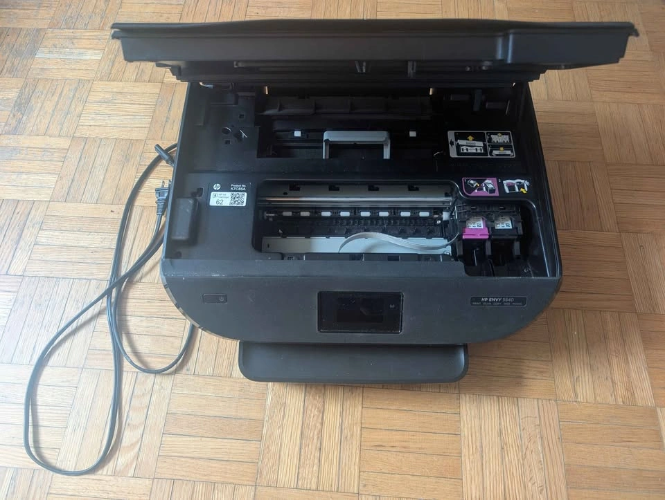 HP Envy 5540 Printer - photo 3