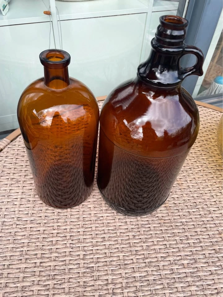 2 Vintage Amber Large Bottles - photo 2