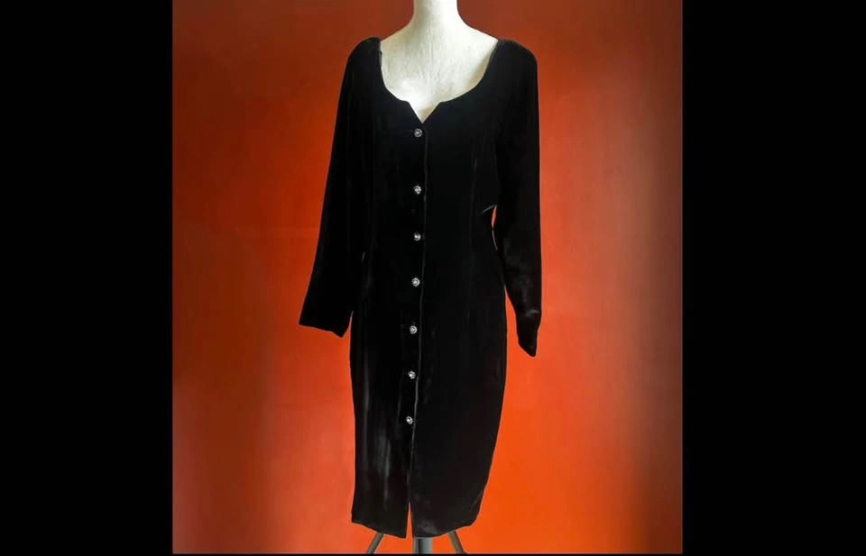 80s Vintage Jackie Bernard Velvet Dress • Union Tag 🇨🇦
