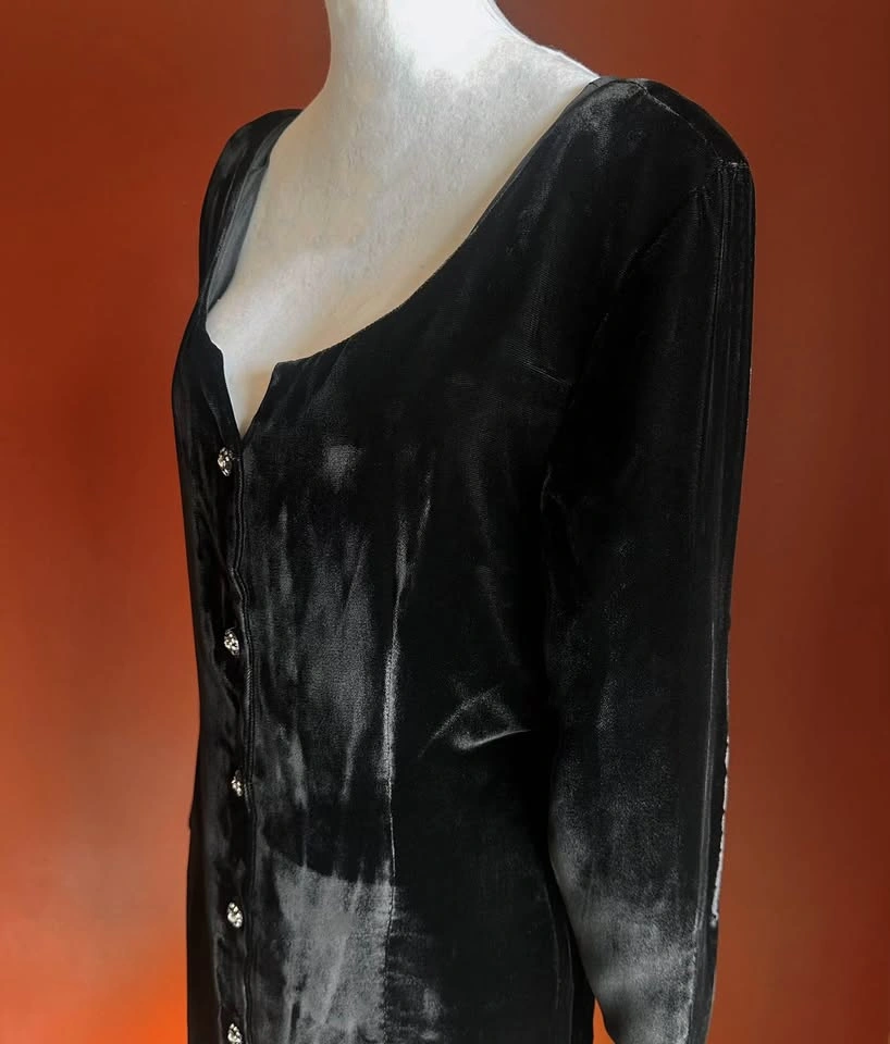 80s Vintage Jackie Bernard Velvet Dress • Union Tag 🇨🇦 - photo 2