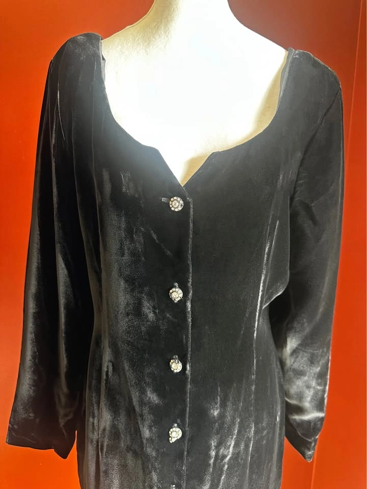 80s Vintage Jackie Bernard Velvet Dress • Union Tag 🇨🇦 - photo 3