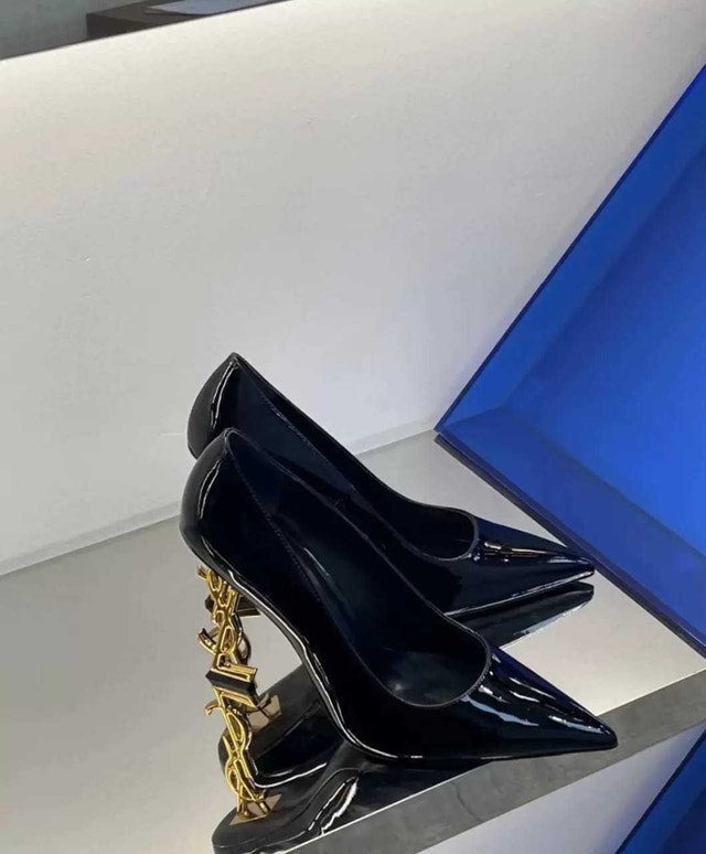 Saint Laurent Heels with box and everything