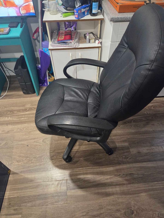 Office Chair - Black, Executive/High Back - photo 2