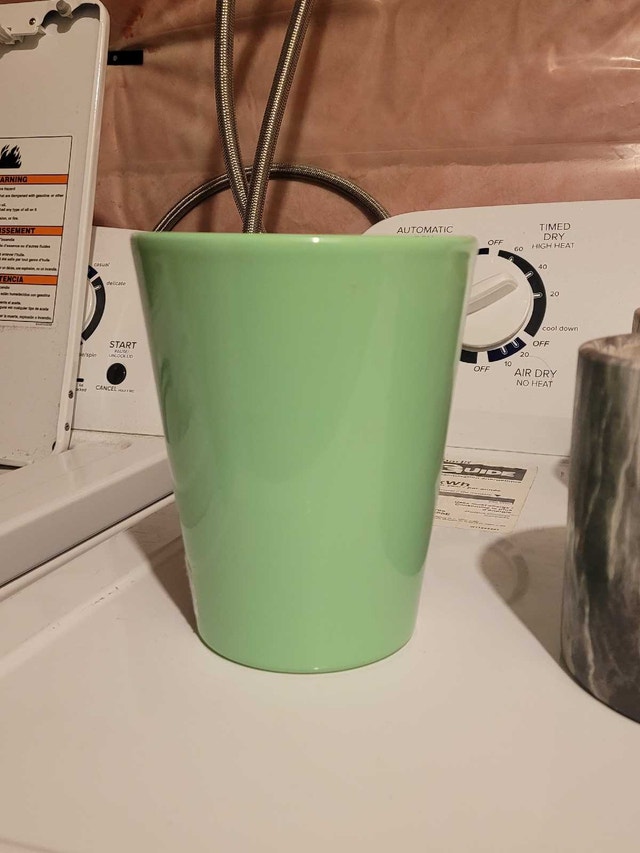 6 Ceramic Plant Pots - 4 Large, 2 Small - photo 5
