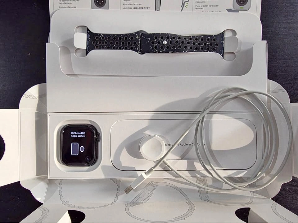 Apple Watch Series 10, 46mm, Jet Black Aluminum, GPS