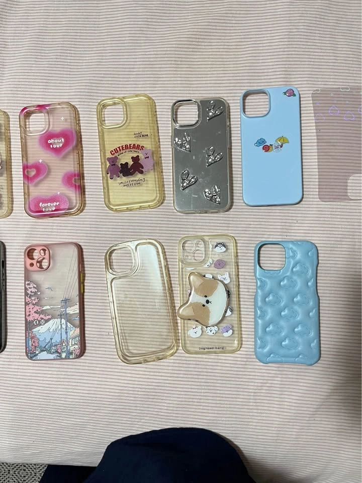 iphone 13 phone cases FREE - PLS TAKE ALL - photo 3