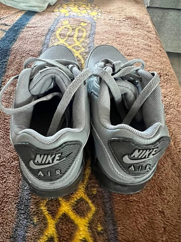 Nike Air Max - Brand New