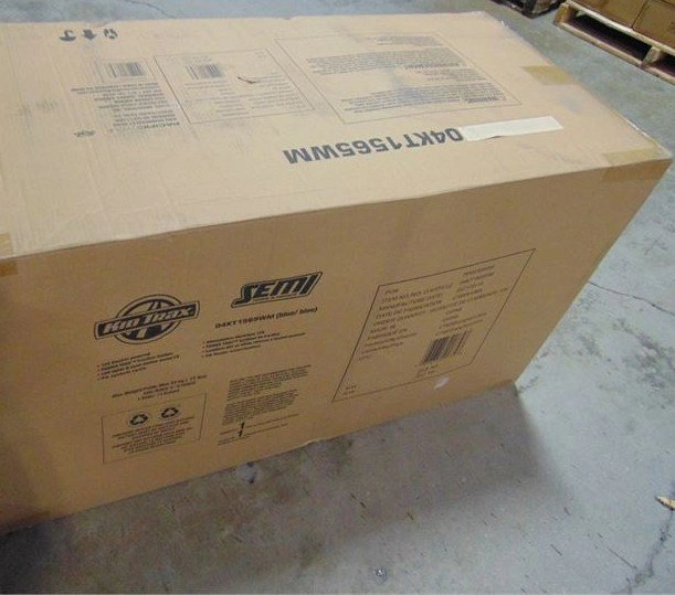 Kid Trax 12V Kids Ride On Semi-Truck New Sealed! - photo 4