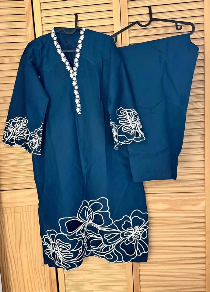 Pakistani Designer Style Navy Blue Kurti & Pants Set (Limelight