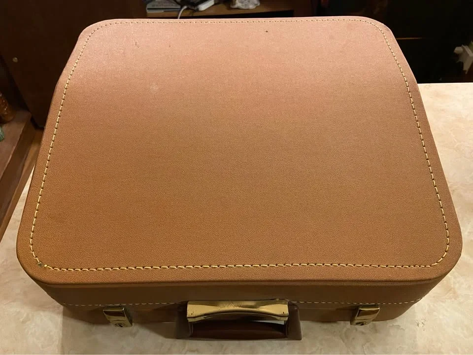 Royal Safari Typewriter - photo 2