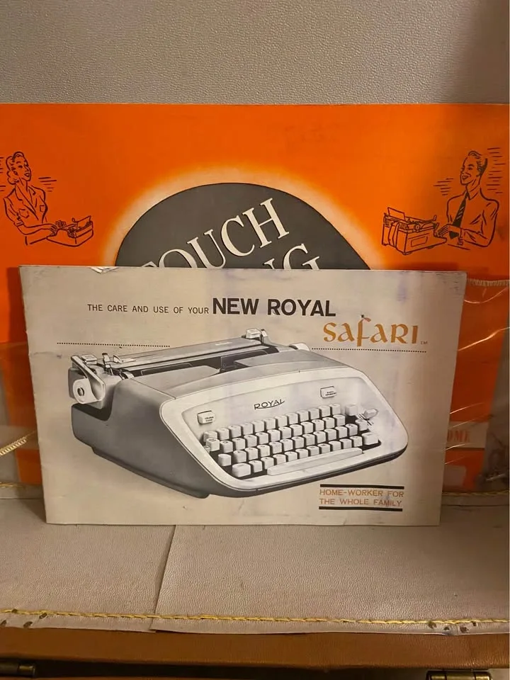 Royal Safari Typewriter - photo 3