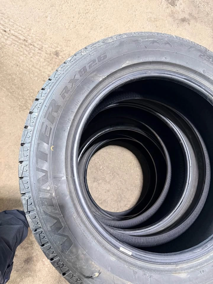 Winter tires 235/60R18 - photo 2