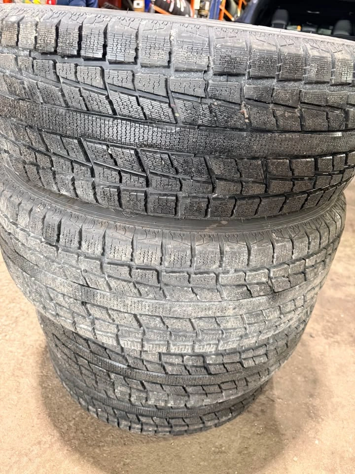 Winter tires 235/60R18 - photo 5